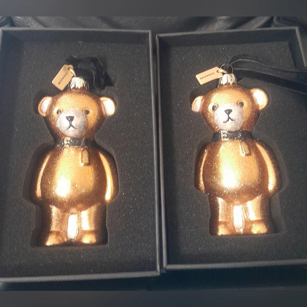 New Coach 3D Ornaments Set Of 2 With Gift Box's NWT